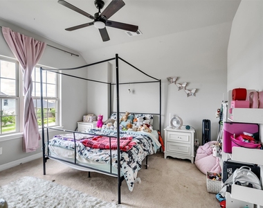 31439 Valley Briar Way - Photo Thumbnail 22