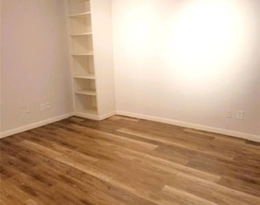 1115 Autrey Street - Photo Thumbnail 9