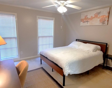 1115 Autrey Street - Photo Thumbnail 5
