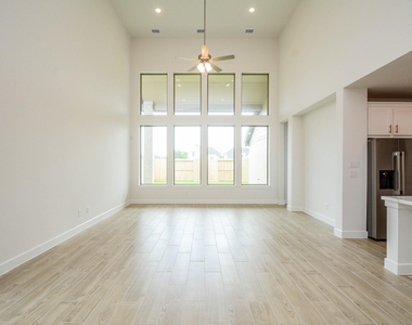 4407 Ruby Garden Court - Photo Thumbnail 9