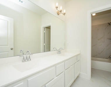 4407 Ruby Garden Court - Photo Thumbnail 21