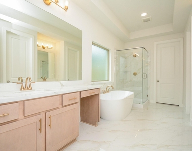 4407 Ruby Garden Court - Photo Thumbnail 16