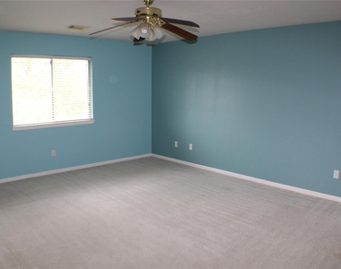 12231 Ashford Park Drive - Photo Thumbnail 32