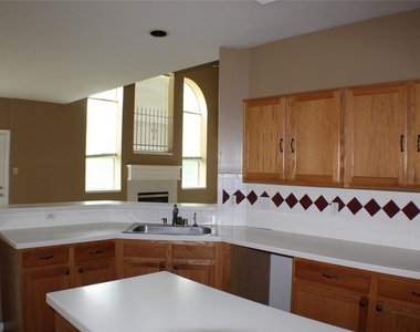 12231 Ashford Park Drive - Photo Thumbnail 12