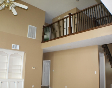 12231 Ashford Park Drive - Photo Thumbnail 16