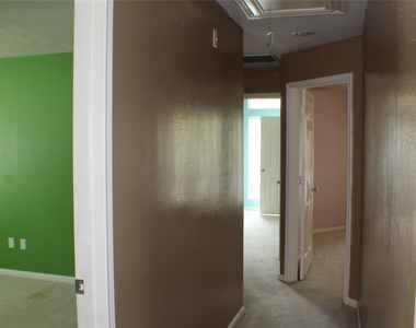 12231 Ashford Park Drive - Photo Thumbnail 28