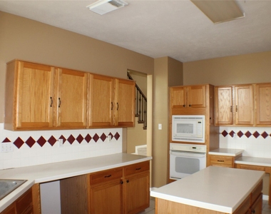 12231 Ashford Park Drive - Photo Thumbnail 13