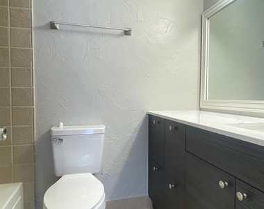 2601 S Braeswood Boulevard - Photo Thumbnail 17