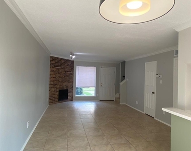 2601 S Braeswood Boulevard - Photo Thumbnail 8