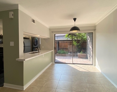 2601 S Braeswood Boulevard - Photo Thumbnail 3