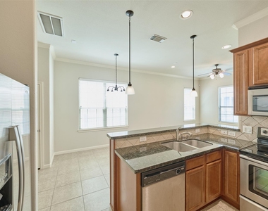 2726 Misty Heath Ln Lane - Photo Thumbnail 8