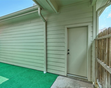 2726 Misty Heath Ln Lane - Photo Thumbnail 25