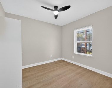 889 Chas Lane - Photo Thumbnail 14
