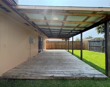9831 Shell Rock Road - Photo Thumbnail 32