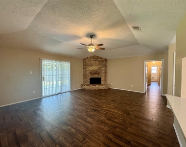 9831 Shell Rock Road - Photo Thumbnail 8