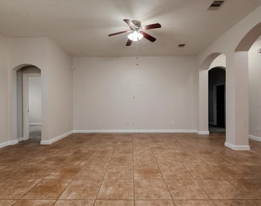 1906 Sonoma Breeze Drive - Photo Thumbnail 17