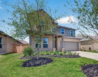 25714 Sapphire Cove Street - Photo Thumbnail 2
