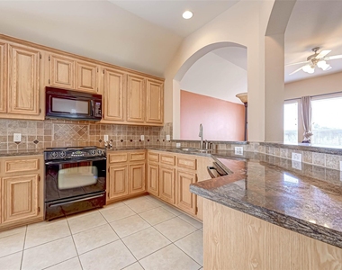 3403 Sparta Drive - Photo Thumbnail 28