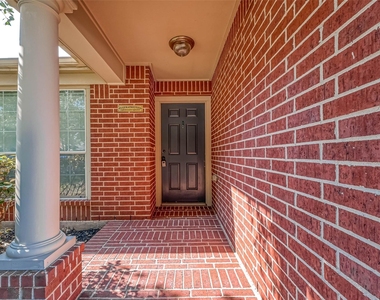 3403 Sparta Drive - Photo Thumbnail 5
