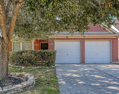 3403 Sparta Drive - Photo Thumbnail 3