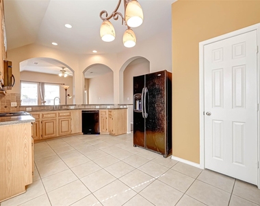 3403 Sparta Drive - Photo Thumbnail 19