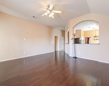 3403 Sparta Drive - Photo Thumbnail 15