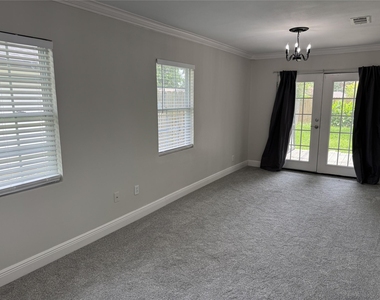 1318 Sulphur Street - Photo Thumbnail 9