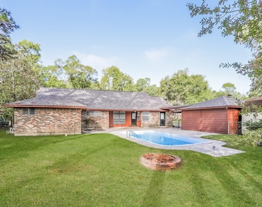 26218 Maplewood Drive - Photo Thumbnail 14
