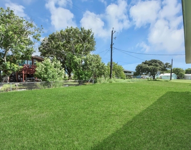 638 Stovall Drive - Photo Thumbnail 41