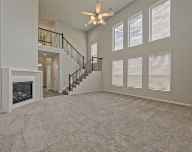 32962 Silver Meadow Way - Photo Thumbnail 3