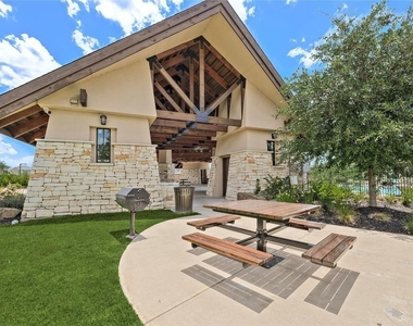 32962 Silver Meadow Way - Photo Thumbnail 19