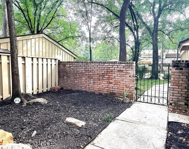 2429 W Settlers Way - Photo Thumbnail 23