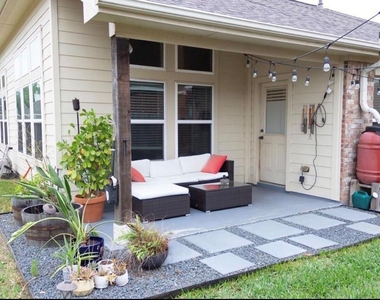 9515 Arrowhead Terrace Lane - Photo Thumbnail 10