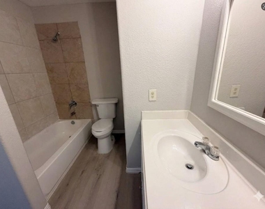 5408 Groveton Street - Photo Thumbnail 13
