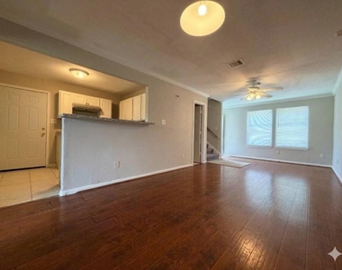 5408 Groveton Street - Photo Thumbnail 4