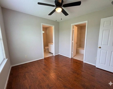 5408 Groveton Street - Photo Thumbnail 5