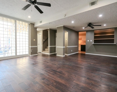 1905 Park Street - Photo Thumbnail 2