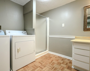 1905 Park Street - Photo Thumbnail 21