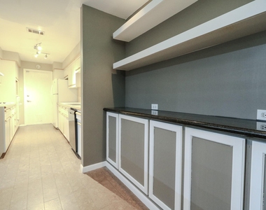 1905 Park Street - Photo Thumbnail 10