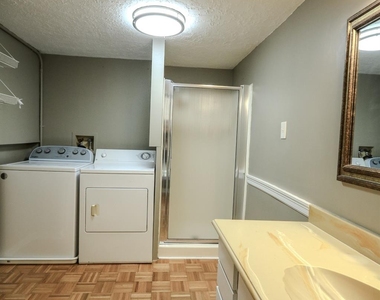 1905 Park Street - Photo Thumbnail 22