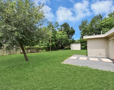4011 Ebbtide Drive - Photo Thumbnail 29
