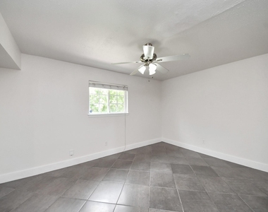 4011 Ebbtide Drive - Photo Thumbnail 26