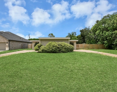 4011 Ebbtide Drive - Photo Thumbnail 35