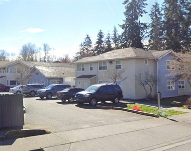 12709 Avondale Way - Photo Thumbnail 5