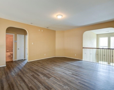 4411 Enchanted Spring Ct - Photo Thumbnail 16