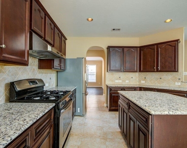 4411 Enchanted Spring Ct - Photo Thumbnail 7