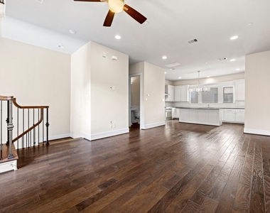 2656 Fountain Key Boulevard - Photo Thumbnail 4