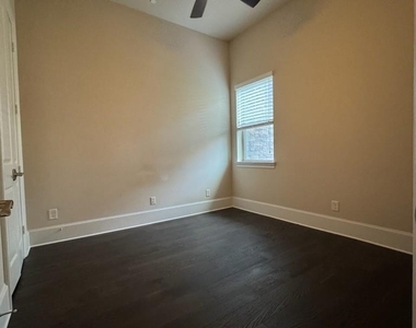 2656 Fountain Key Boulevard - Photo Thumbnail 15