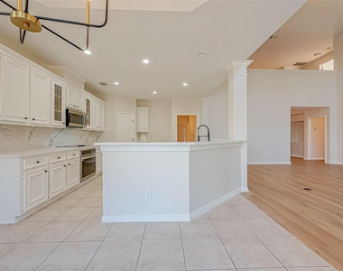 11210 Hundred Bridge Lane - Photo Thumbnail 13