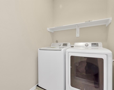 3420 Avondale View Drive - Photo Thumbnail 22